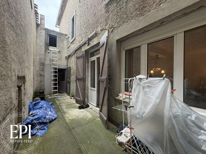 Maison de village - 97 m² - 4 pièces