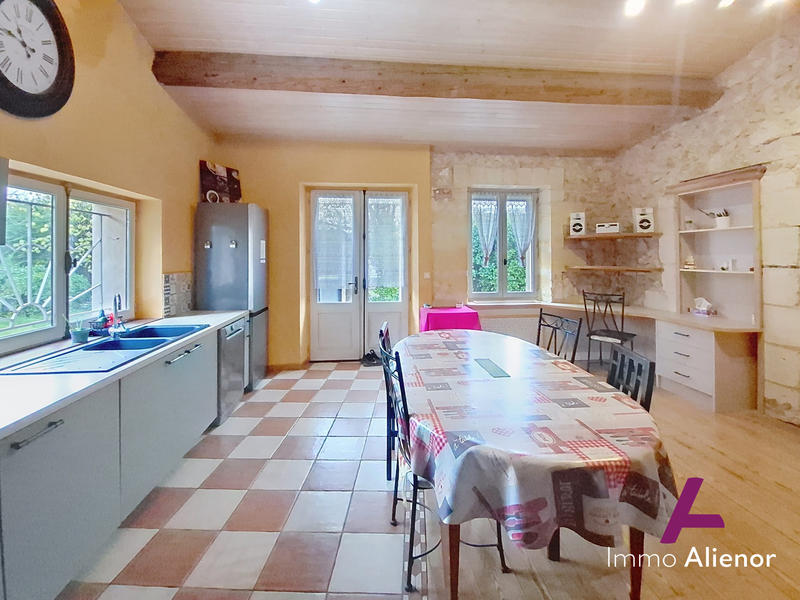 Maison - 169 m² - 5 pièces