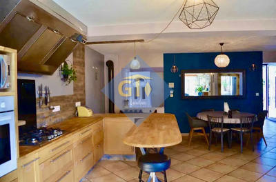 Maison - 134 m² - 6 pièces