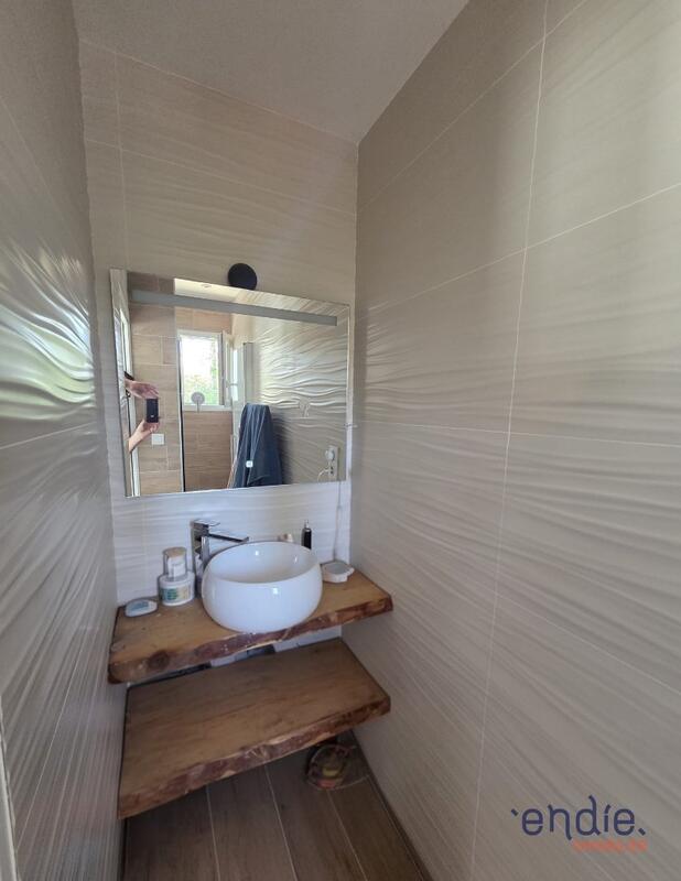 Maison - 104 m² - 4 pièces