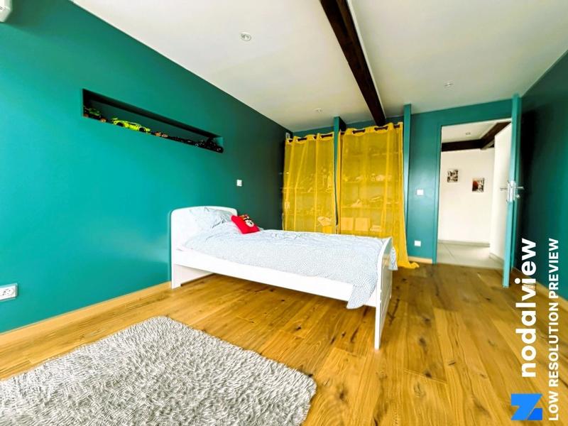 Maison - 310 m² - 10 pièces