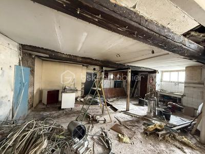 Maison - 80 m² - 6 pièces