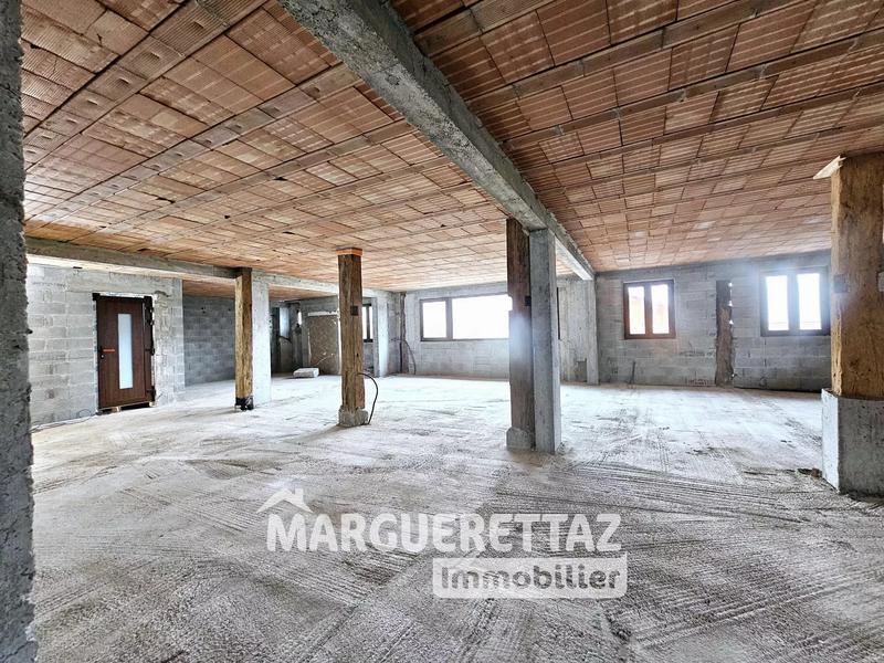 Appartement - 135 m² - 4 pièces