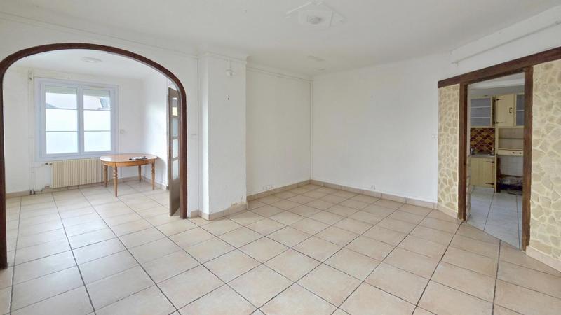 Maison - 143 m² - 8 pièces