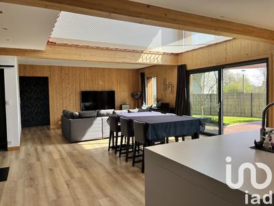 Maison - 161 m² - 7 pièces