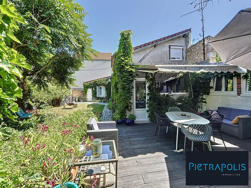 Maison ancienne - 134 m² - 5 pièces