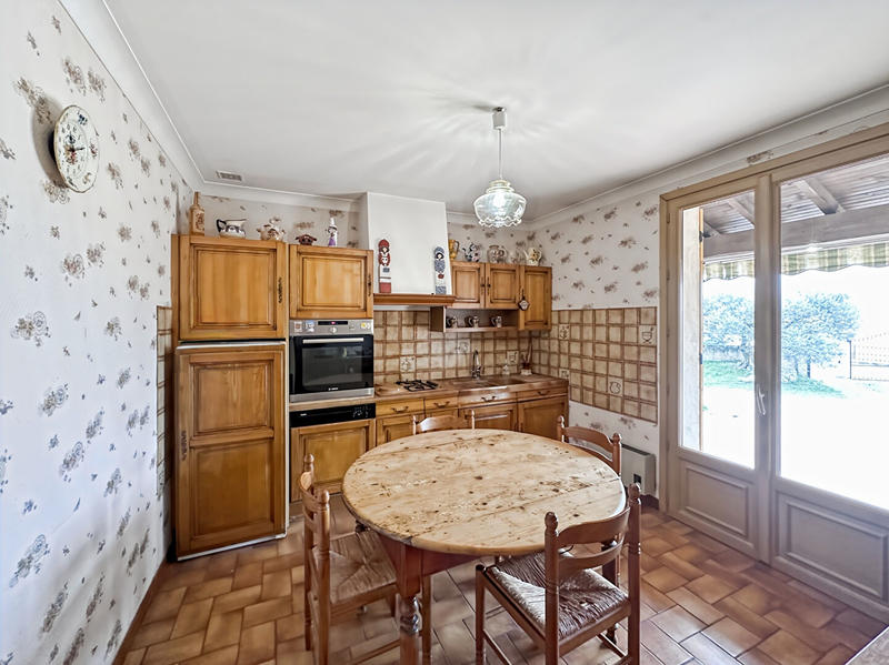 Maison - 92 m² - 5 pièces