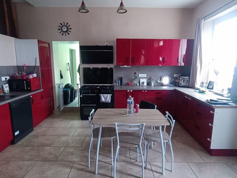 Maison traditionnelle - 245 m² - 8 pièces