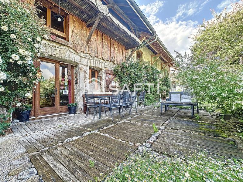 Maison - 440 m² - 13 pièces