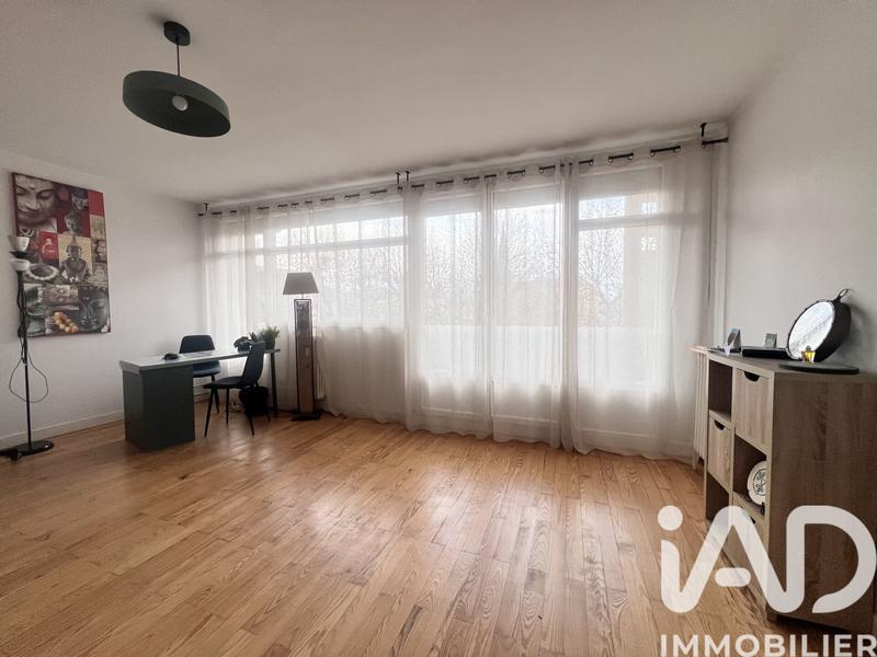 Appartement - 82 m² - 3 pièces