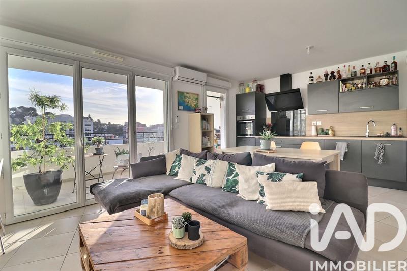 Appartement - 65 m² - 3 pièces