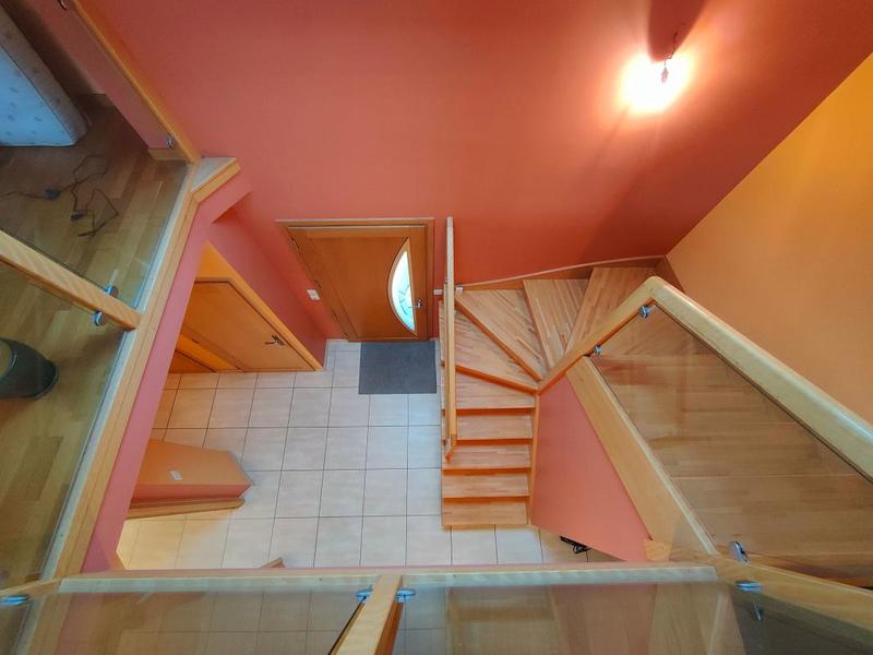 Maison - 210 m² - 6 pièces