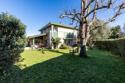 Maison - 161 m² - 6 pièces