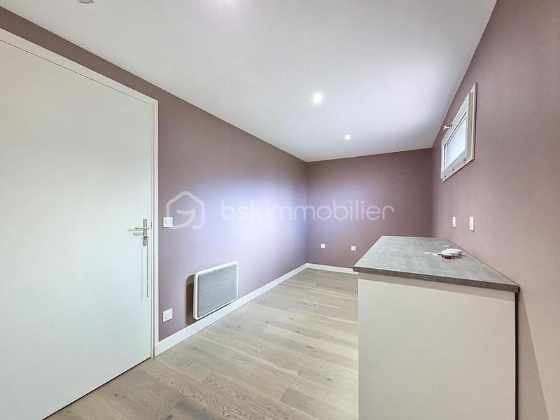 Maison traditionnelle - 195 m² - 9 pièces