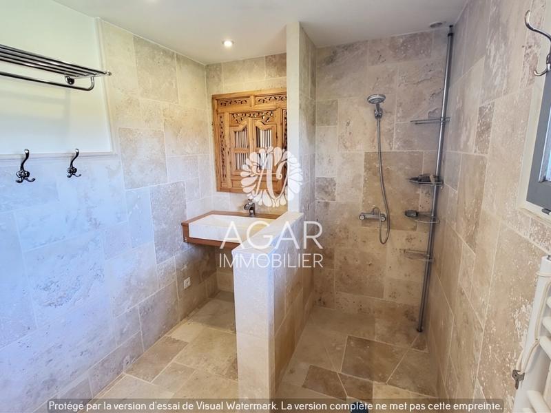 Maison - 139 m² - 5 pièces