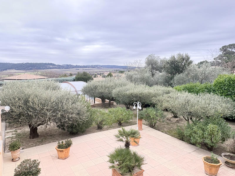 Villa - 311 m² - 11 pièces