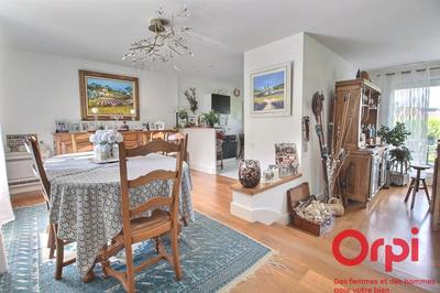 Maison - 155 m² - 7 pièces