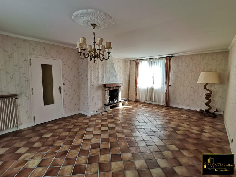 Maison traditionnelle - 90 m² - 4 pièces