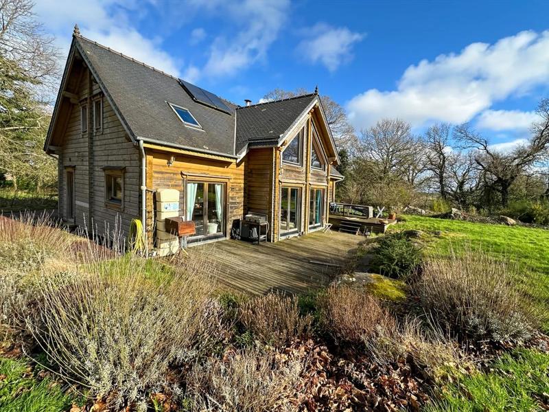 Maison - 162 m² - 6 pièces