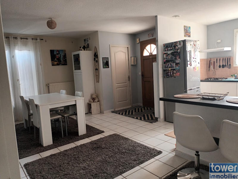 Villa - 90 m² - 4 pièces