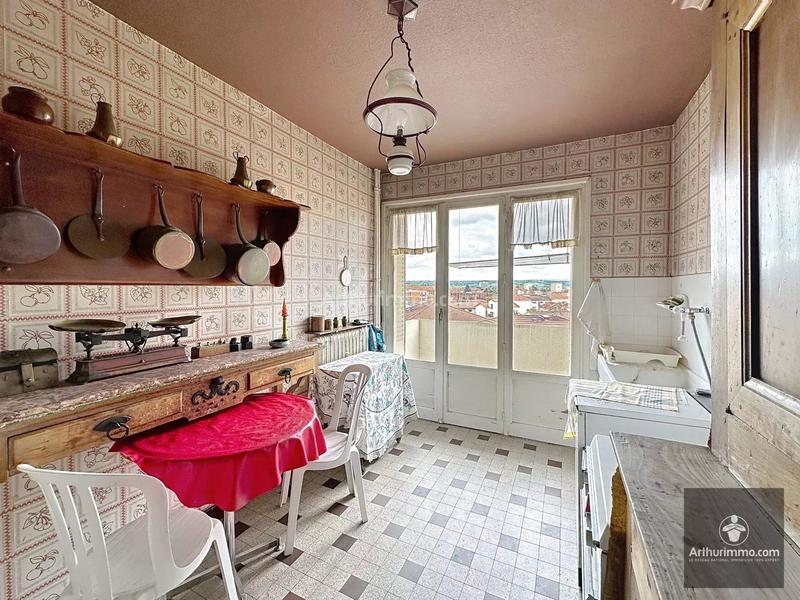 Appartement - 82 m² - 4 pièces