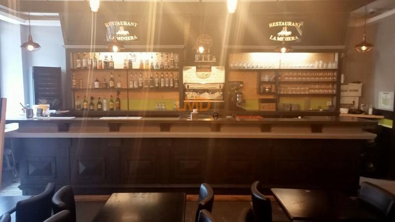 Immeuble - 204 m² - 10 pièces