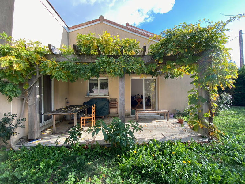 Maison - 80 m² - 4 pièces