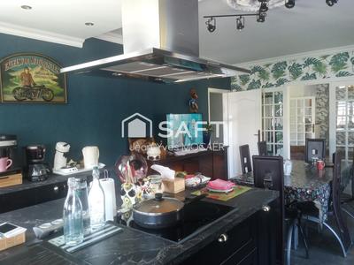 Maison - 137 m² - 6 pièces