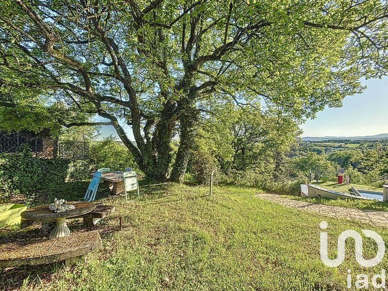 Maison - 282 m² - 8 pièces