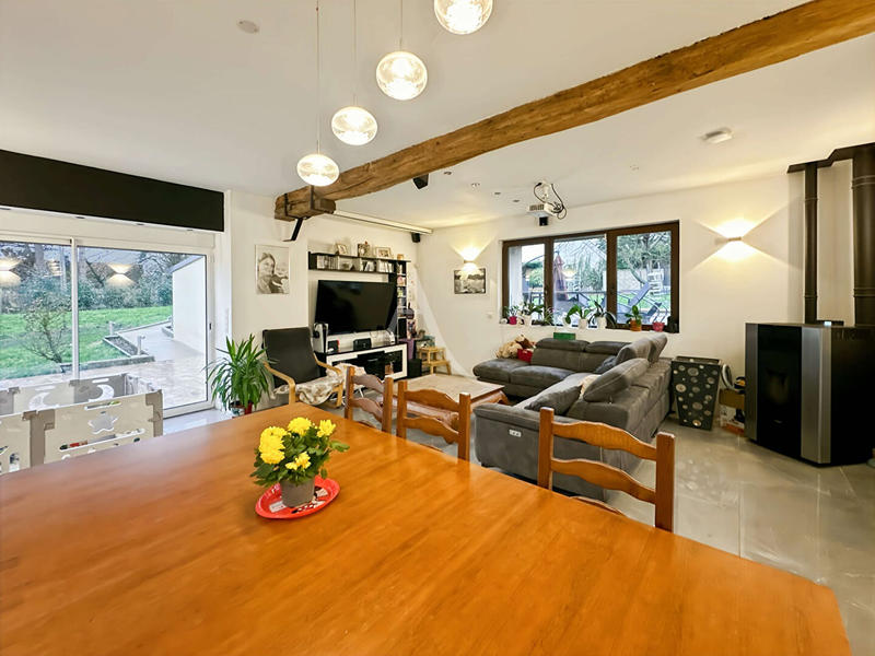 Maison - 175 m² - 8 pièces