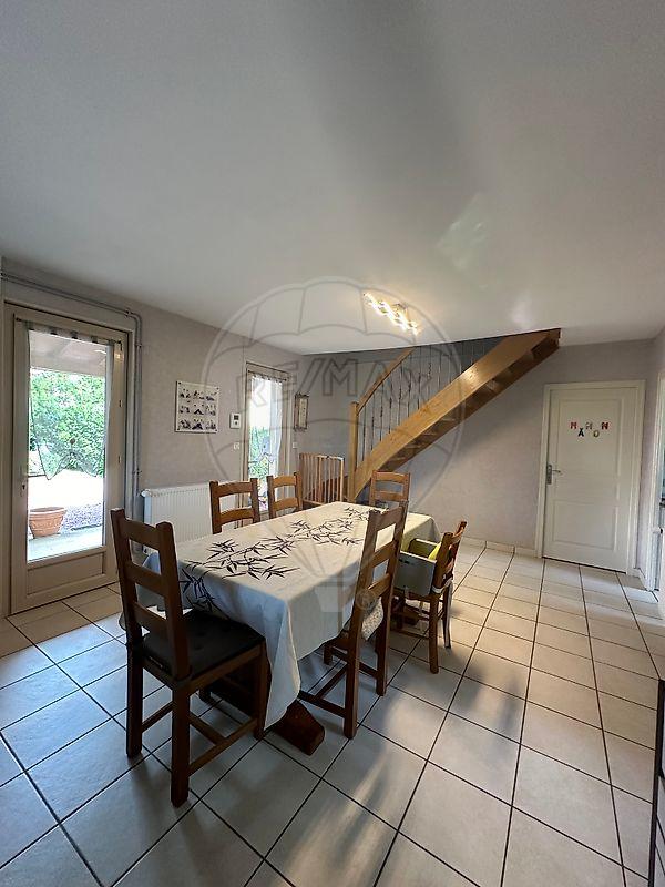 Maison - 115 m² - 6 pièces