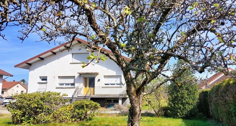 Maison traditionnelle - 130 m² - 5 pièces