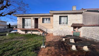 Maison - 151 m² - 7 pièces