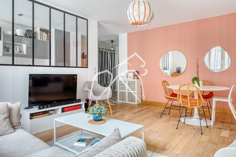 Appartement - 85 m² - 4 pièces