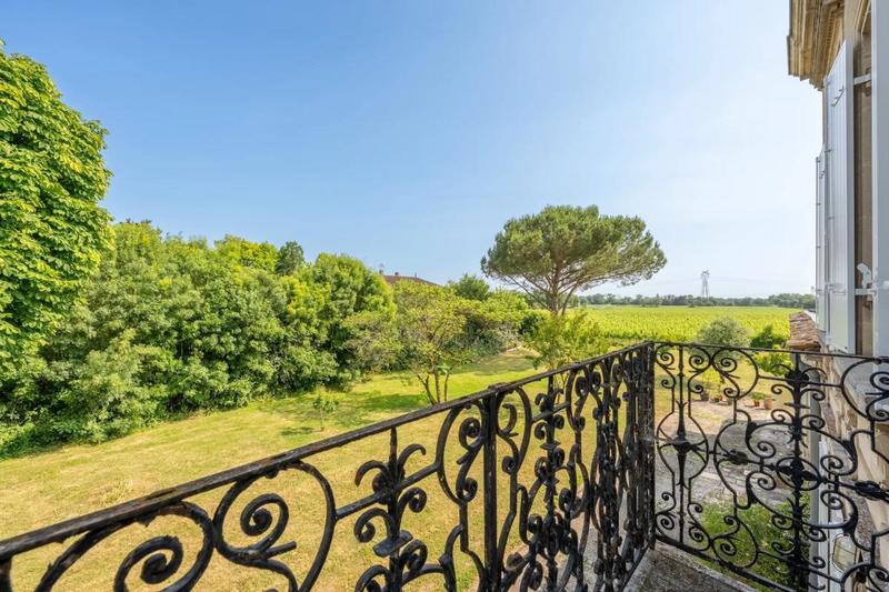 Maison de maîtres - 400 m² - 9 pièces