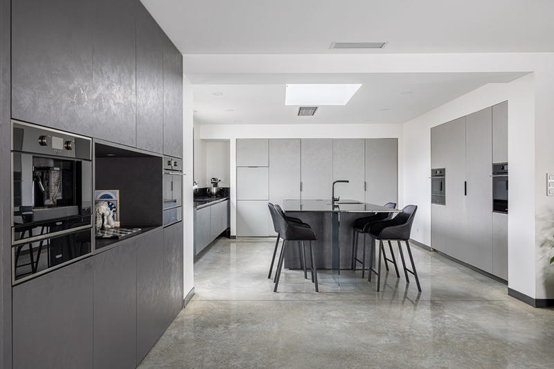 Maison - 262 m² - 7 pièces