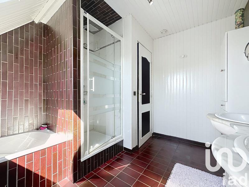 Maison - 118 m² - 7 pièces