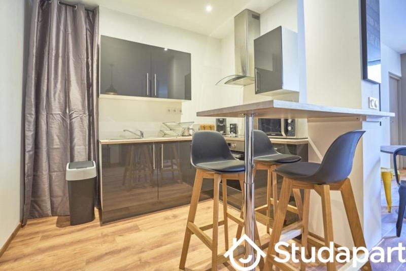 Chambre - 15 m² - 1 pièce