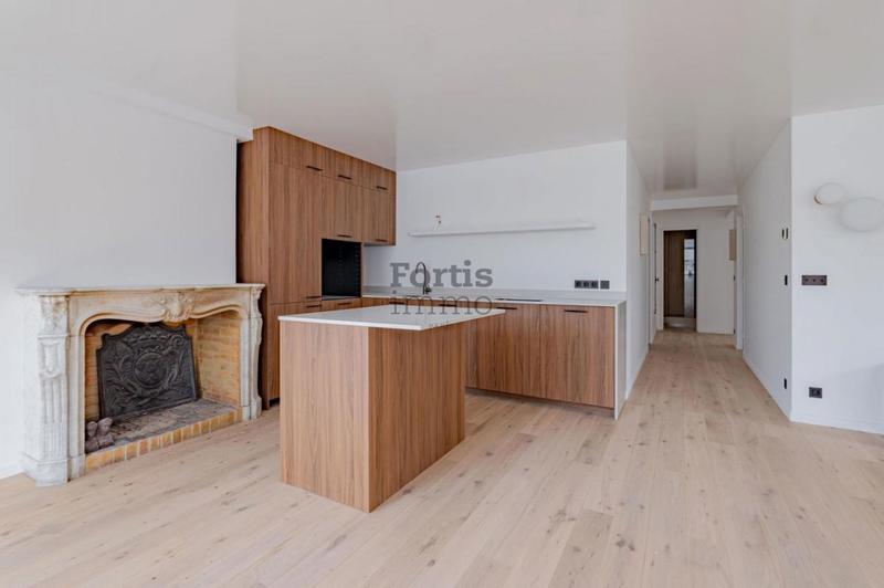Appartement - 90 m² - 3 pièces