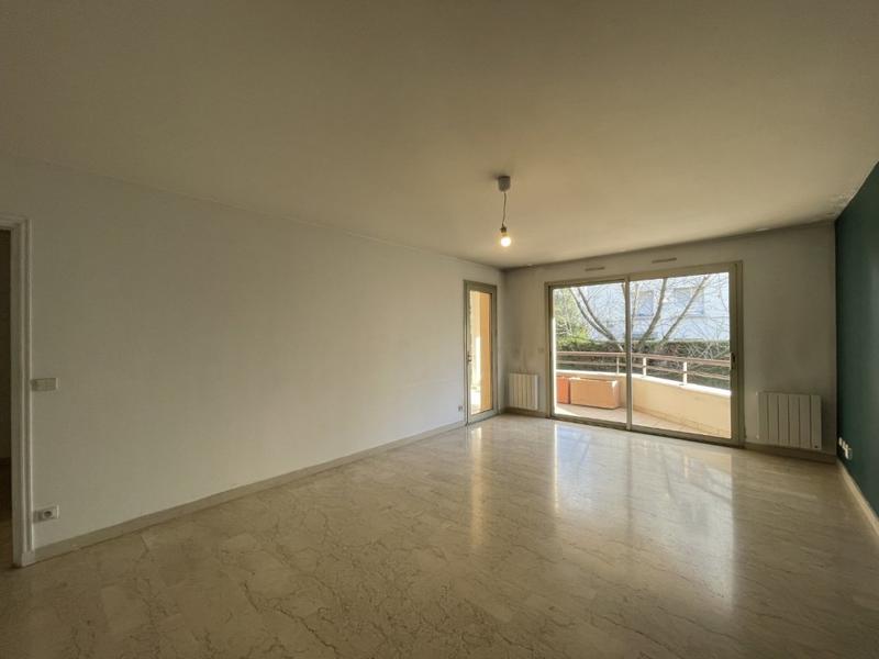 Appartement - 76 m² - 3 pièces