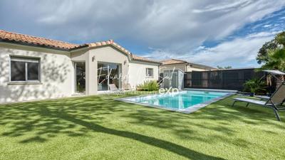 Maison - 113 m² - 6 pièces