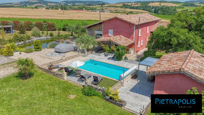 Maison ancienne - 332 m² - 9 pièces