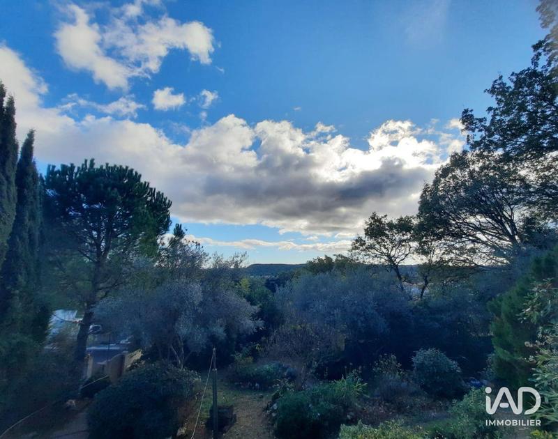 Maison - 235 m² - 4 pièces