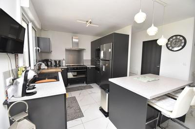 Pavillon - 100 m² - 5 pièces