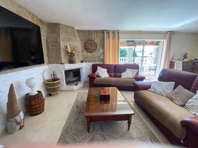 Maison - 232 m² - 10 pièces