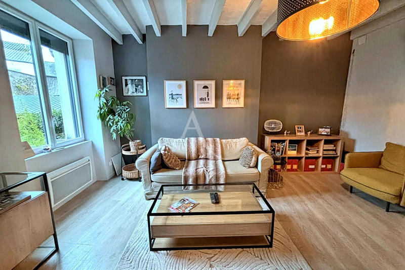 Maison - 152 m² - 6 pièces