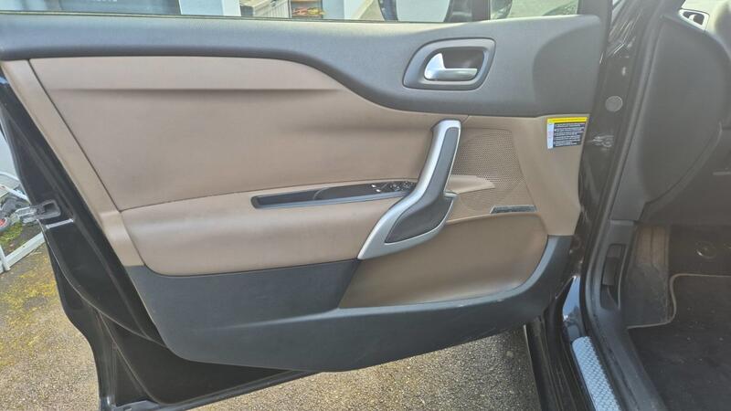 Ds Ds 4 2.0 BlueHDi 180 Eat6 Executive - Automatique