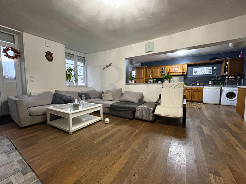 Maison - 170 m² - 6 pièces