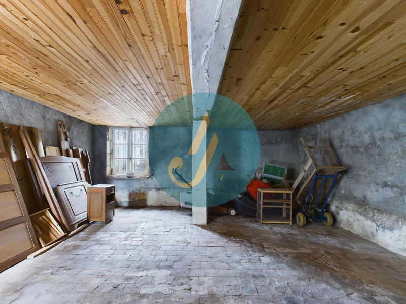 Maison de village - 100 m² - 5 pièces