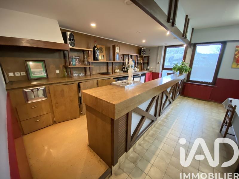 Maison - 476 m² - 9 pièces